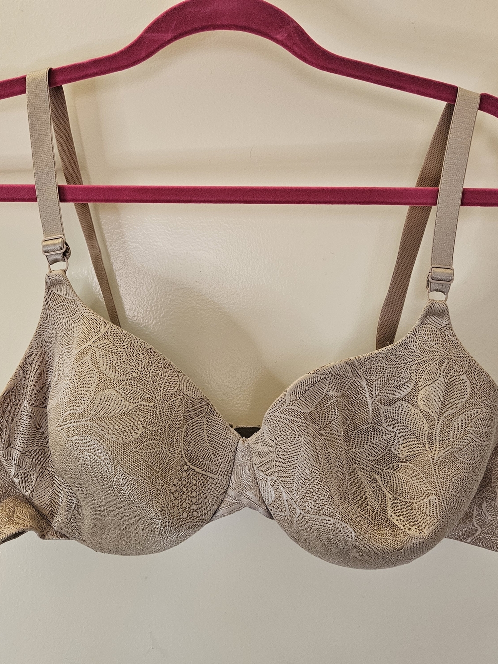 Bali Nude Jacquard Leaf Underwire Bra with Nipple Covers within lining, Size 42C